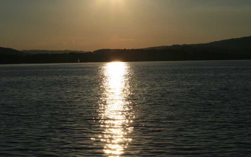 lake view 